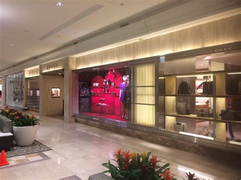 gucci at phipps plaza|Gucci phipps plaza mall.